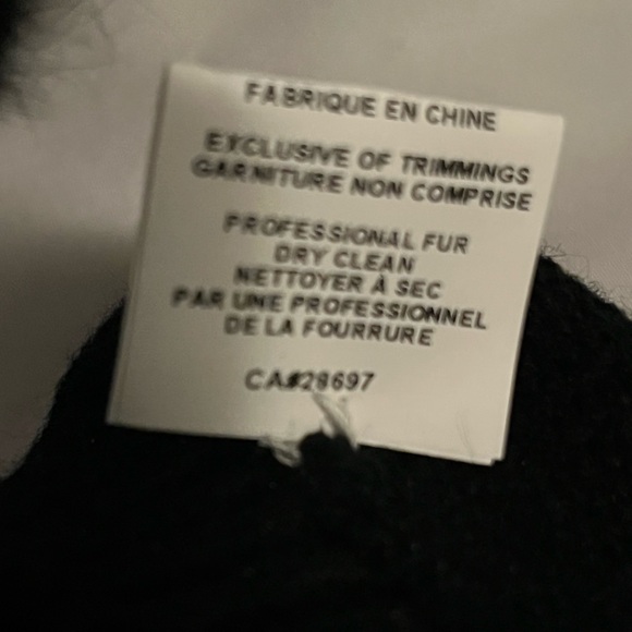 NWOT: Women’s Fingerless hand warmers - Picture 4 of 4